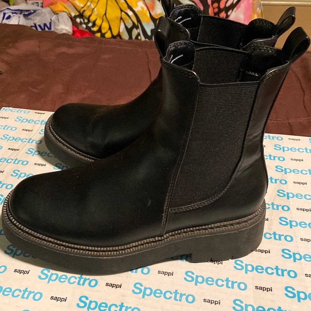 Black Booties. Euc - image 3